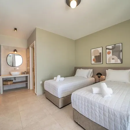 Vila Katoikia Dio By